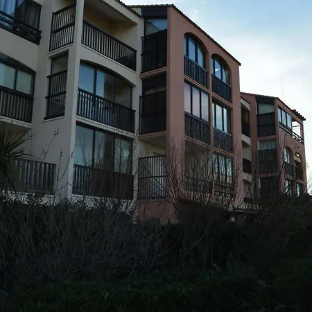 Avec Piscine, Parking, Terrasse Et Acces Direct - Saint-cyprien - Fr-1-225d-23 شقة *